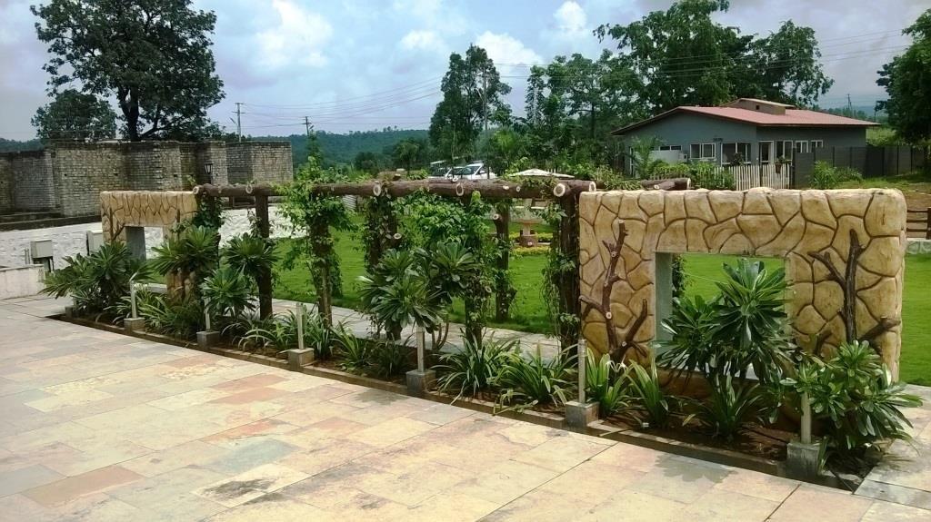 Sparsh Resort & Chalet Kalamb  ภายนอก รูปภาพ