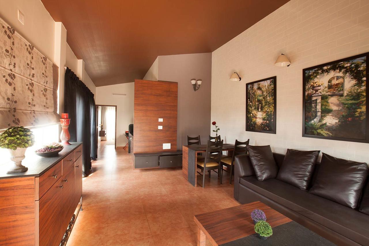 Sparsh Resort & Chalet Kalamb  ภายนอก รูปภาพ